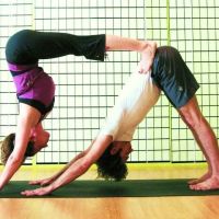 AcroYoga Quad Cities ico