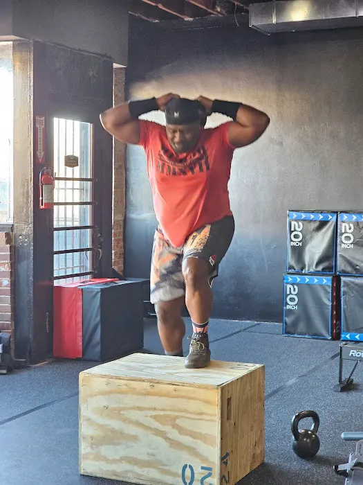 Elements of Wellness CrossFit Picture 2