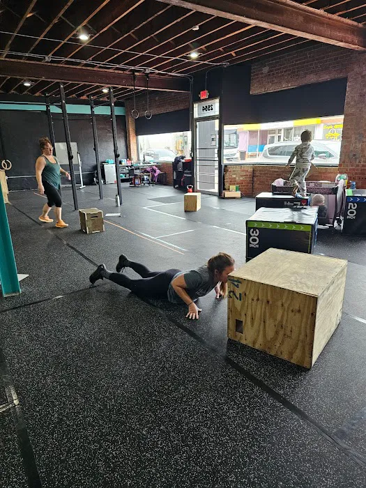 Elements of Wellness CrossFit Picture 5