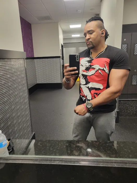 Planet Fitness Picture 5