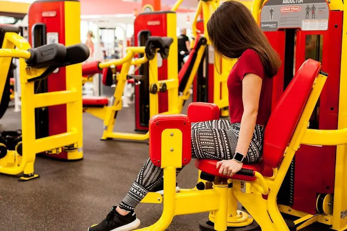 Retro Fitness Picture 1