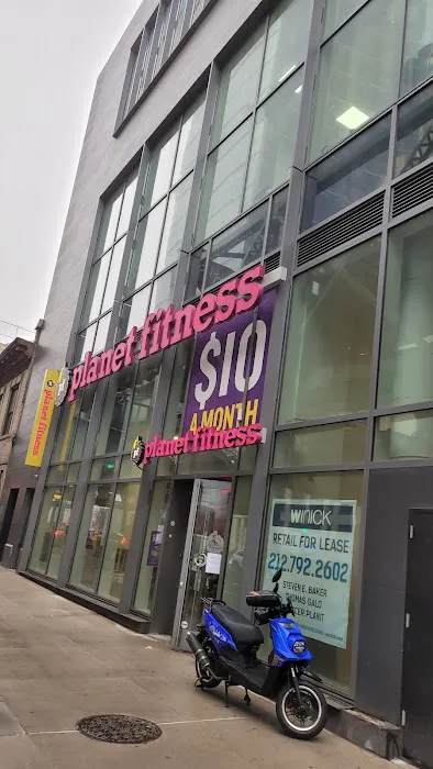 Planet Fitness Picture 10