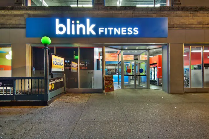 Blink Fitness Astoria Picture 3