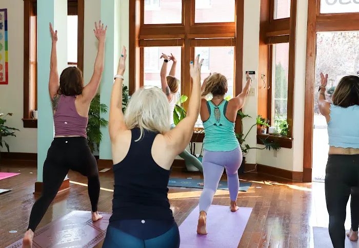 Island Life Yoga & Nutrition Picture 3