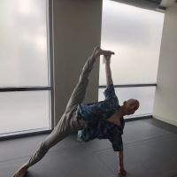 YogaSix St. Louis ico