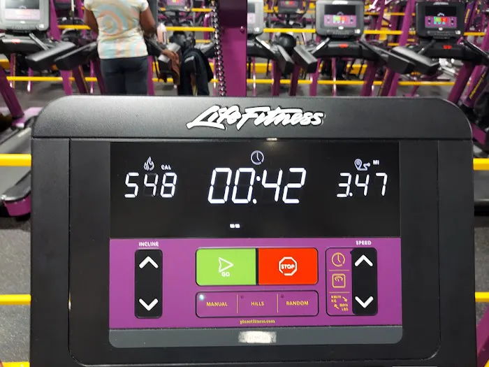 Planet Fitness Picture 2