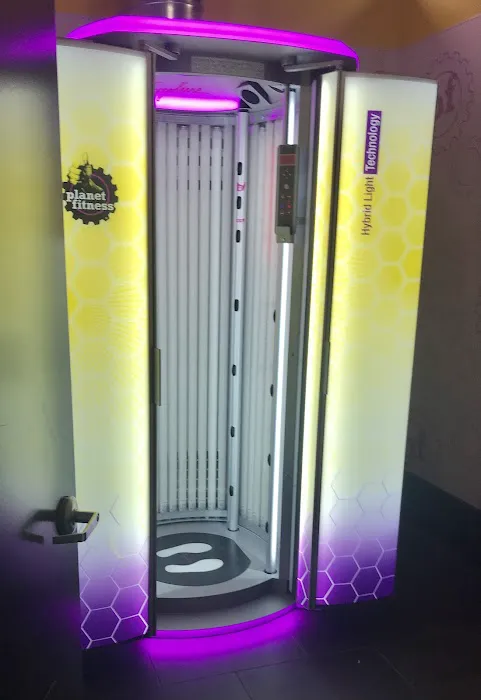 Planet Fitness Picture 4