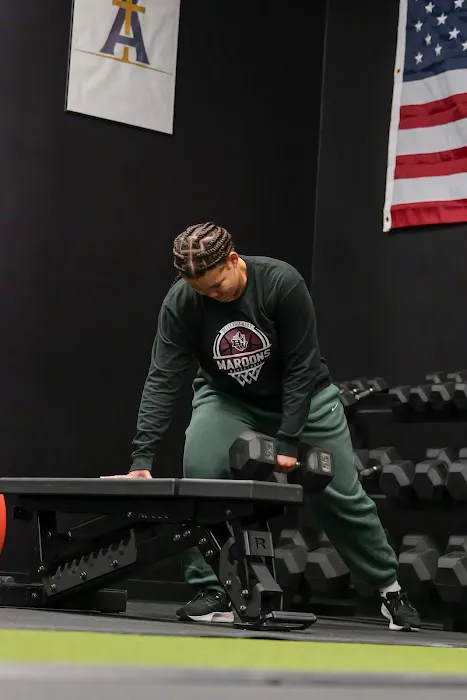 Spade Athletics Picture 1