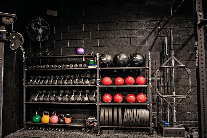 Krystal's Body Shop Picture 7