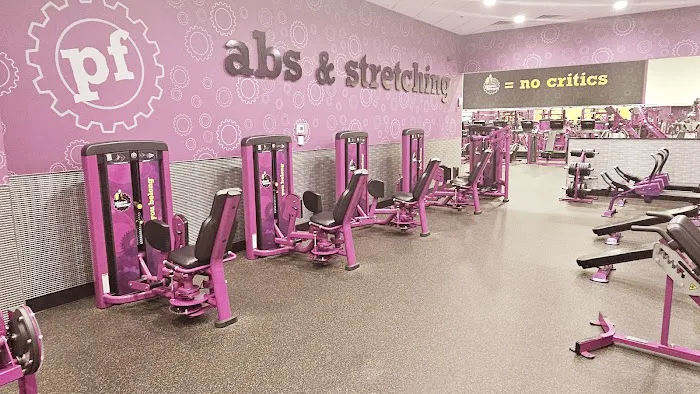 Planet Fitness Picture 10