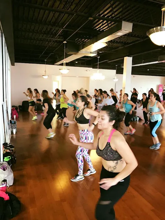 Mireya's Dance Fit Studio Picture 5