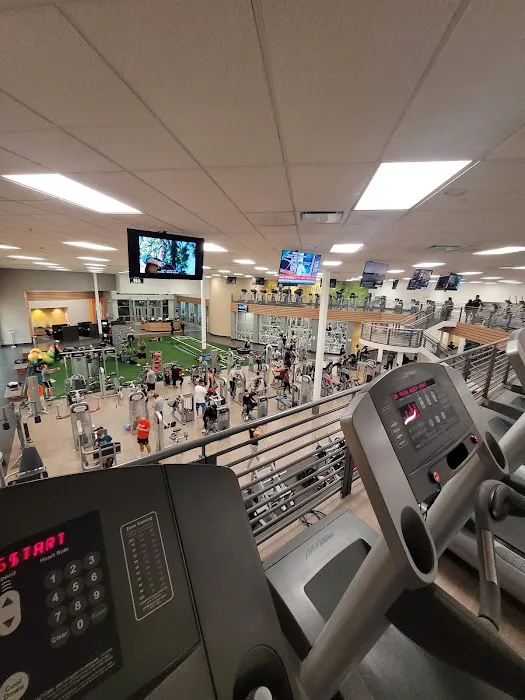 LA Fitness Picture 2