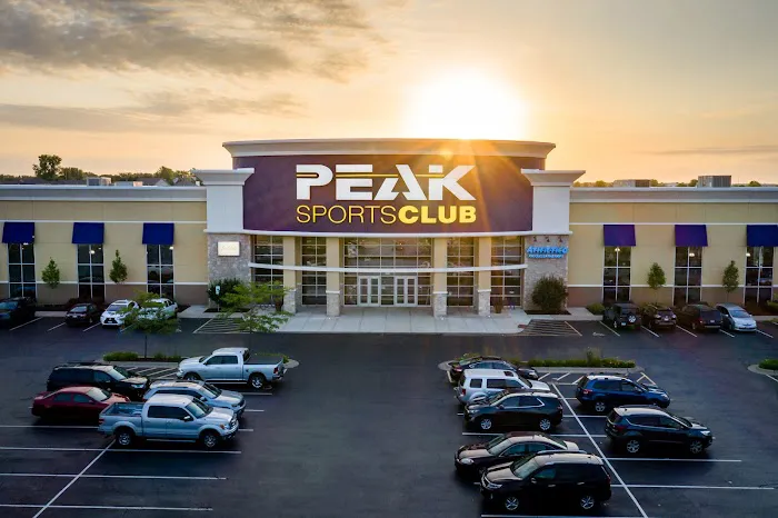 Peak Sports Club Picture 10