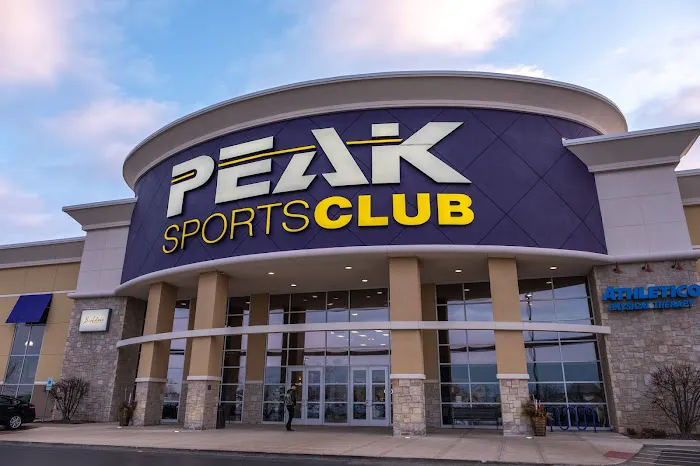 Peak Sports Club Picture 3
