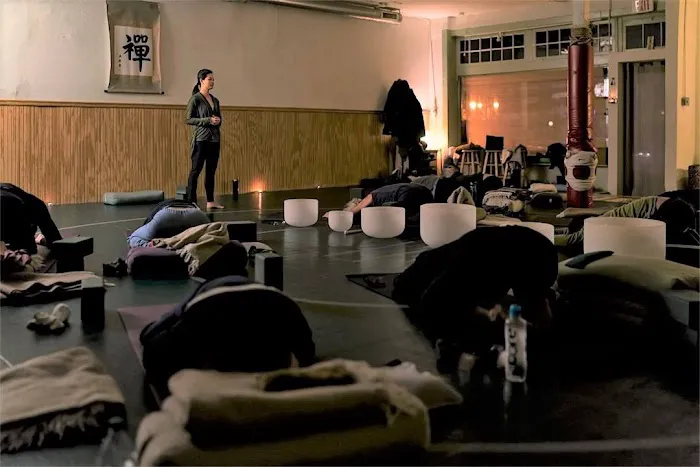 Yoga In DeMun Picture 9