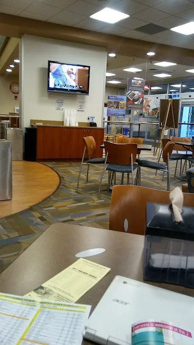 The J - St. Louis Fitness & Community Center Picture 7