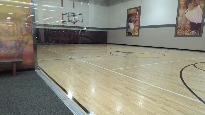 LA Fitness Picture 3