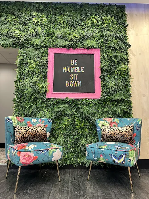 Neon Soul Yoga Picture 3