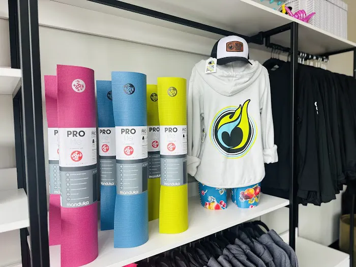 Neon Soul Yoga Picture 7