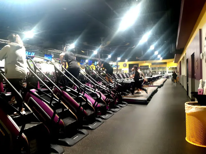 Planet Fitness Picture 5