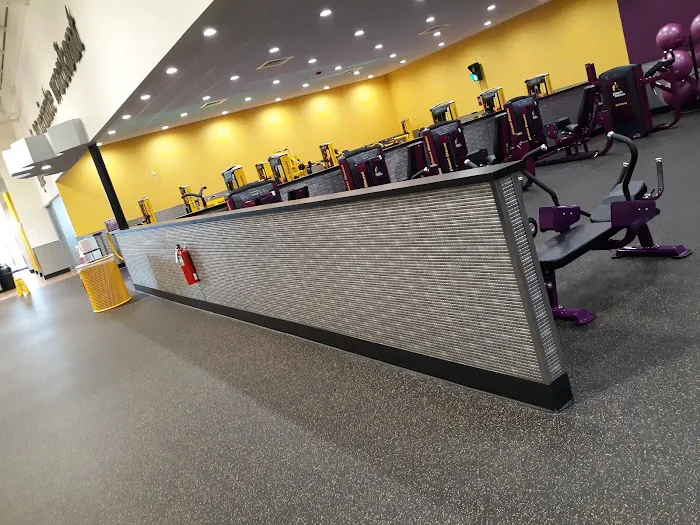 Planet Fitness Picture 10
