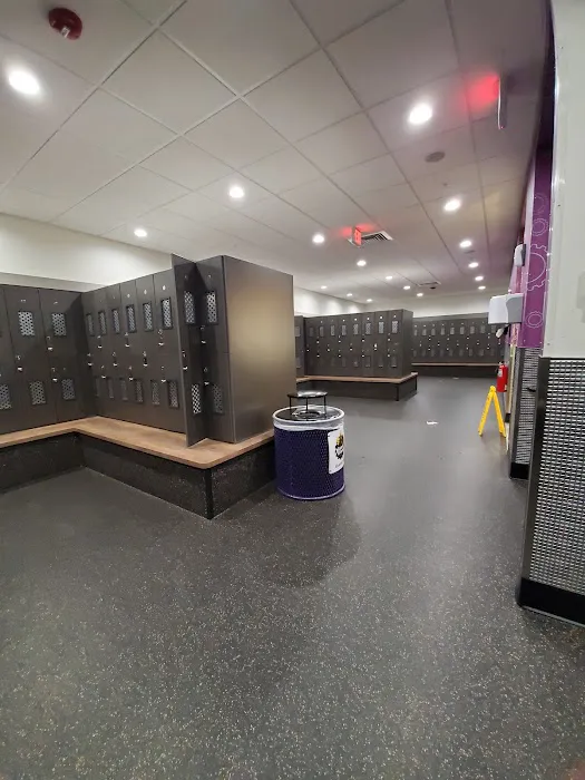 Planet Fitness Picture 1