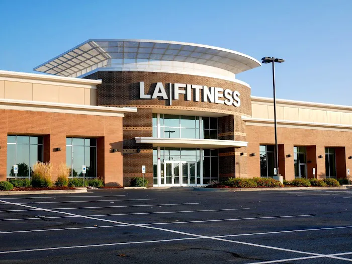 LA Fitness Picture 10
