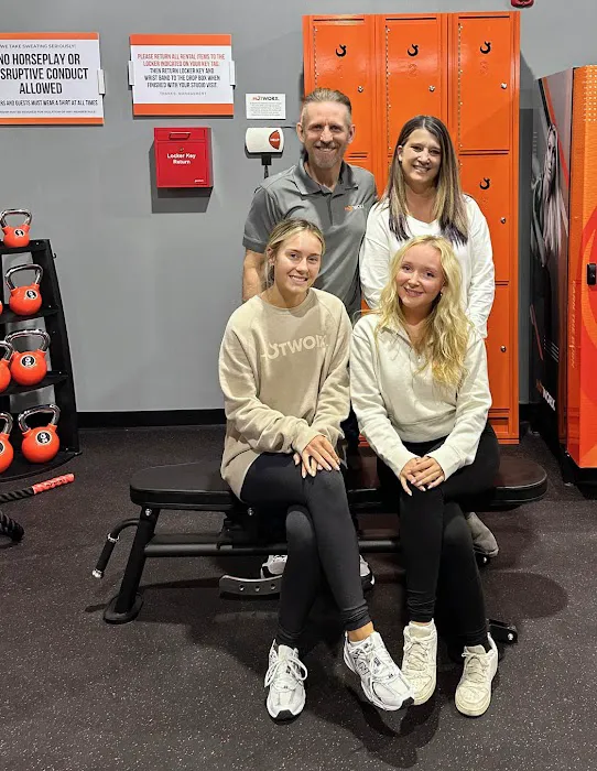 HOTWORX Algonquin Picture 5