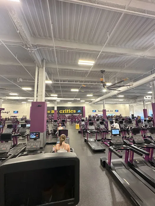 Planet Fitness Picture 5