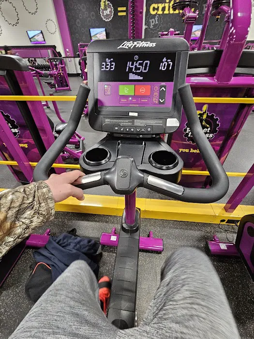Planet Fitness Picture 9