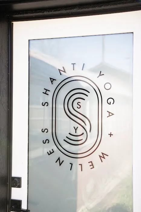 Shanti Yoga - Tower Grove Picture 9