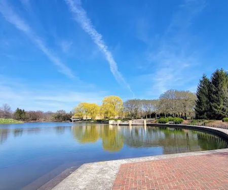 Chicago Botanic Garden Yoga, Tai Chi, Wellness, and Fitness Programs