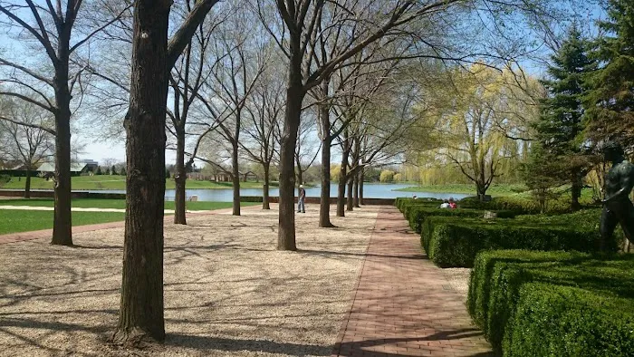 Chicago Botanic Garden Yoga, Tai Chi, Wellness, and Fitness Programs Picture 10