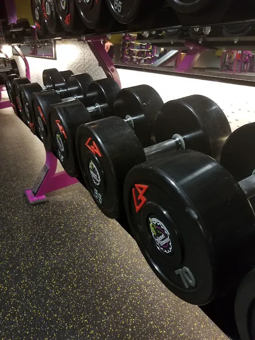 Planet Fitness Picture 10