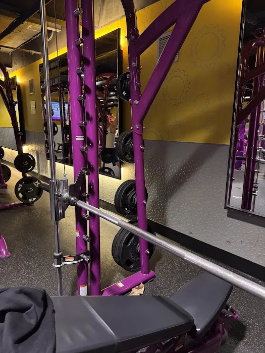 Planet Fitness Picture 9
