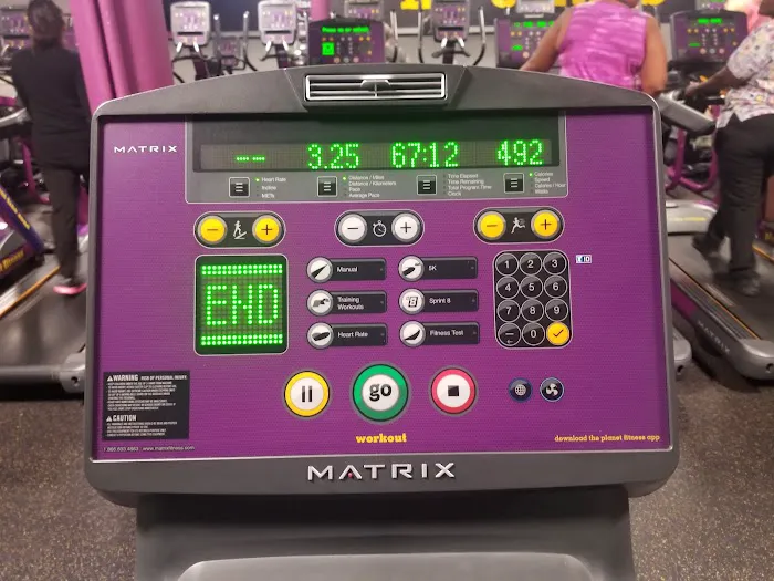 Planet Fitness Picture 8