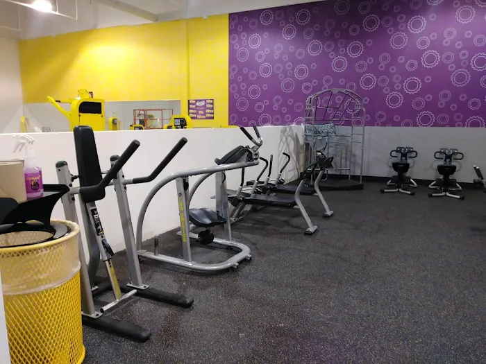 Planet Fitness Picture 6
