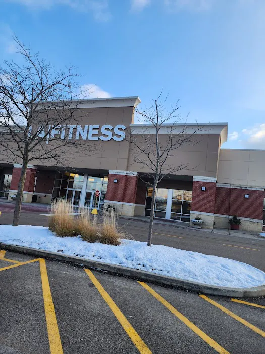 LA Fitness Picture 6