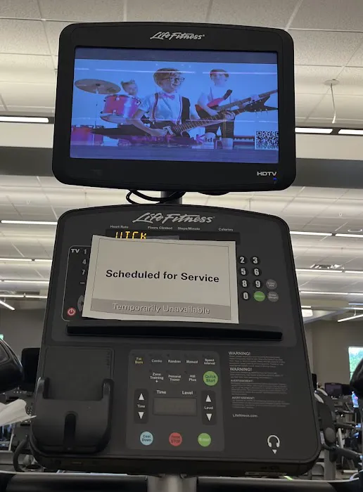 LA Fitness Picture 10