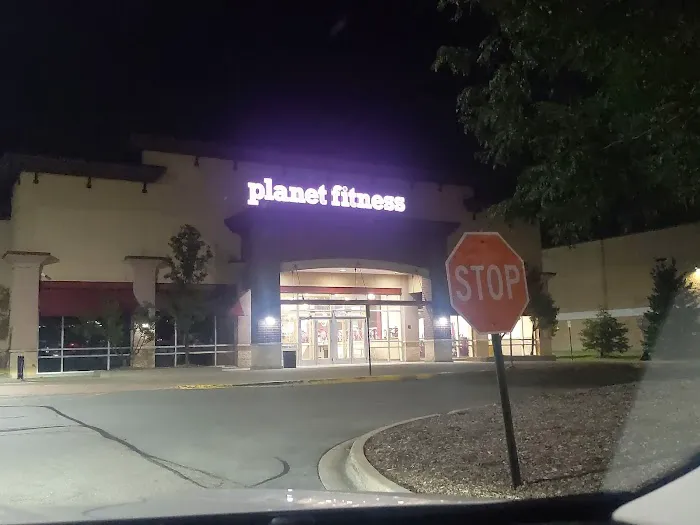 Planet Fitness Picture 2