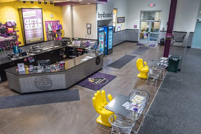 Planet Fitness Picture 5
