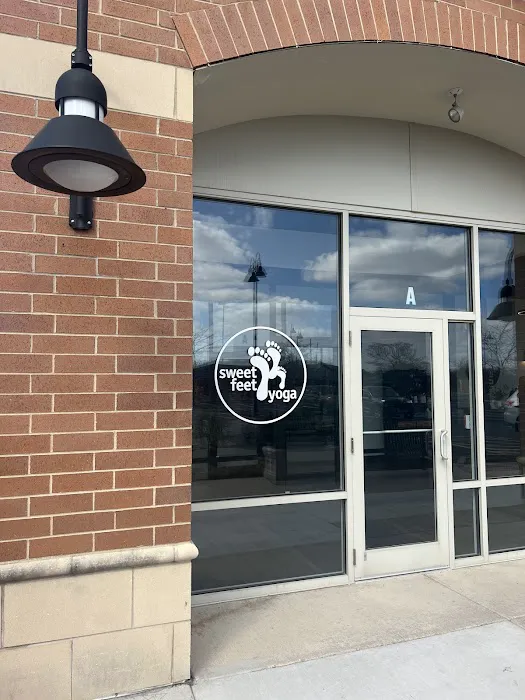 Sweet Feet Yoga Picture 1