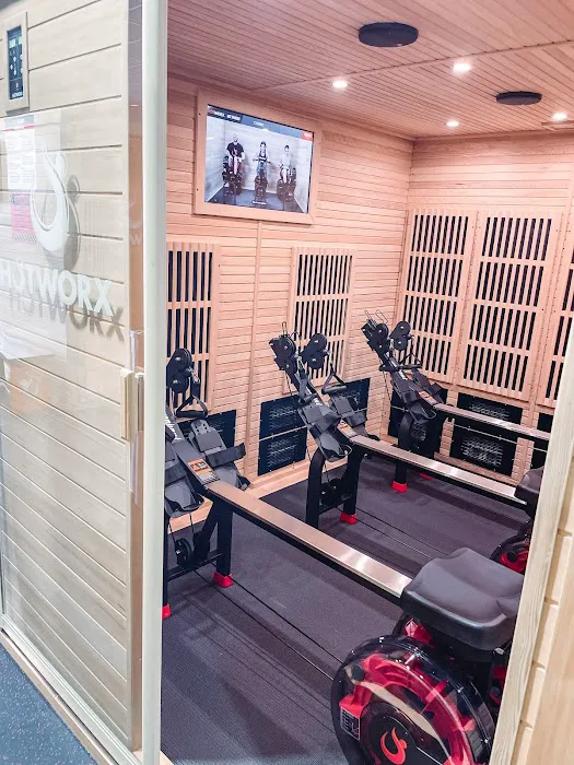 HOTWORX - Rock Hill, MO Picture 4