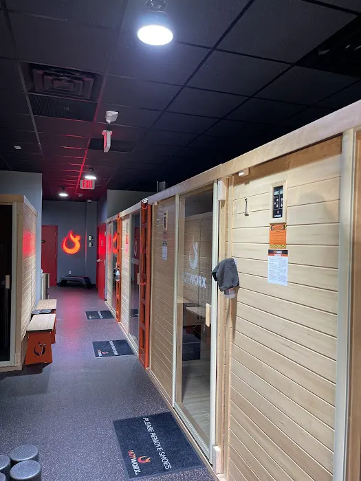 HOTWORX - Creve Coeur, MO Picture 2