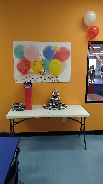 Miss Kelly's Gym Picture 5