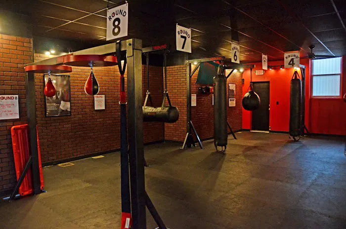 9Round Kickboxing Fitness Picture 2