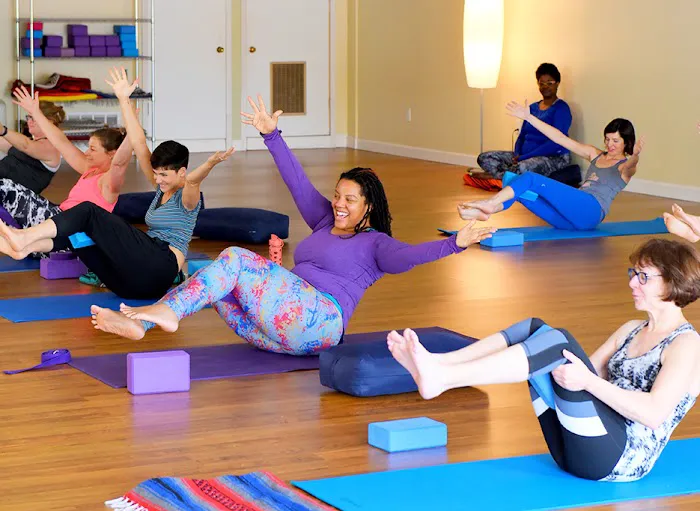 Blue Sky Yoga St. Louis Picture 5