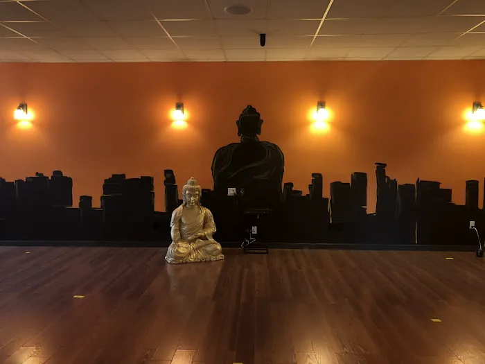 Highland Park Yoga Picture 2