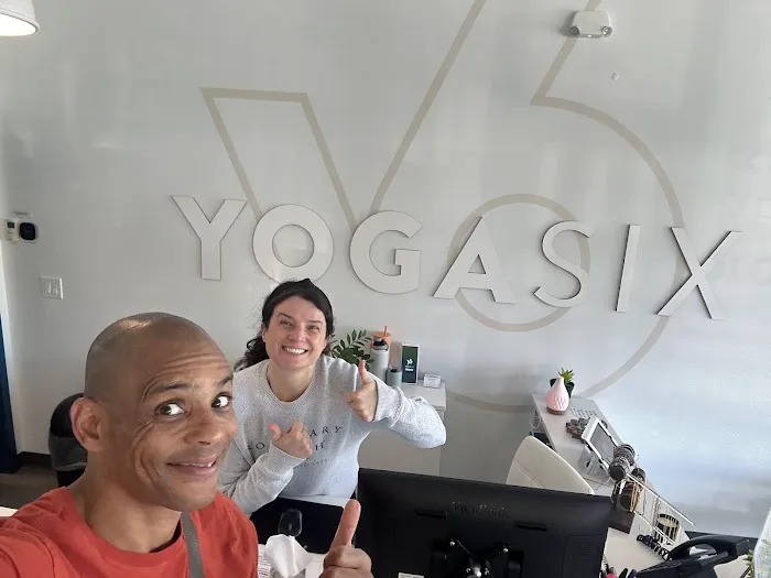 YogaSix Highland Park Picture 4