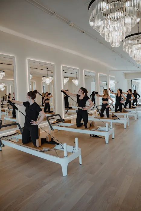 BODY. BY REFORMER Picture 4